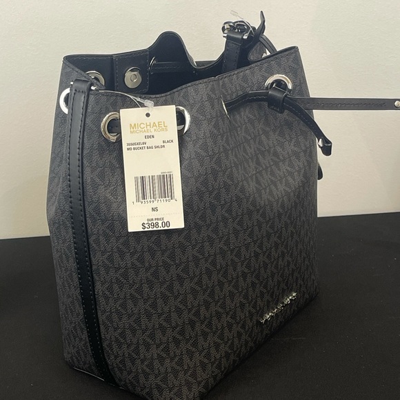 Michael Kors Handbags - Michael Kors Eden Medium Bucket Bag Shoulder Tote